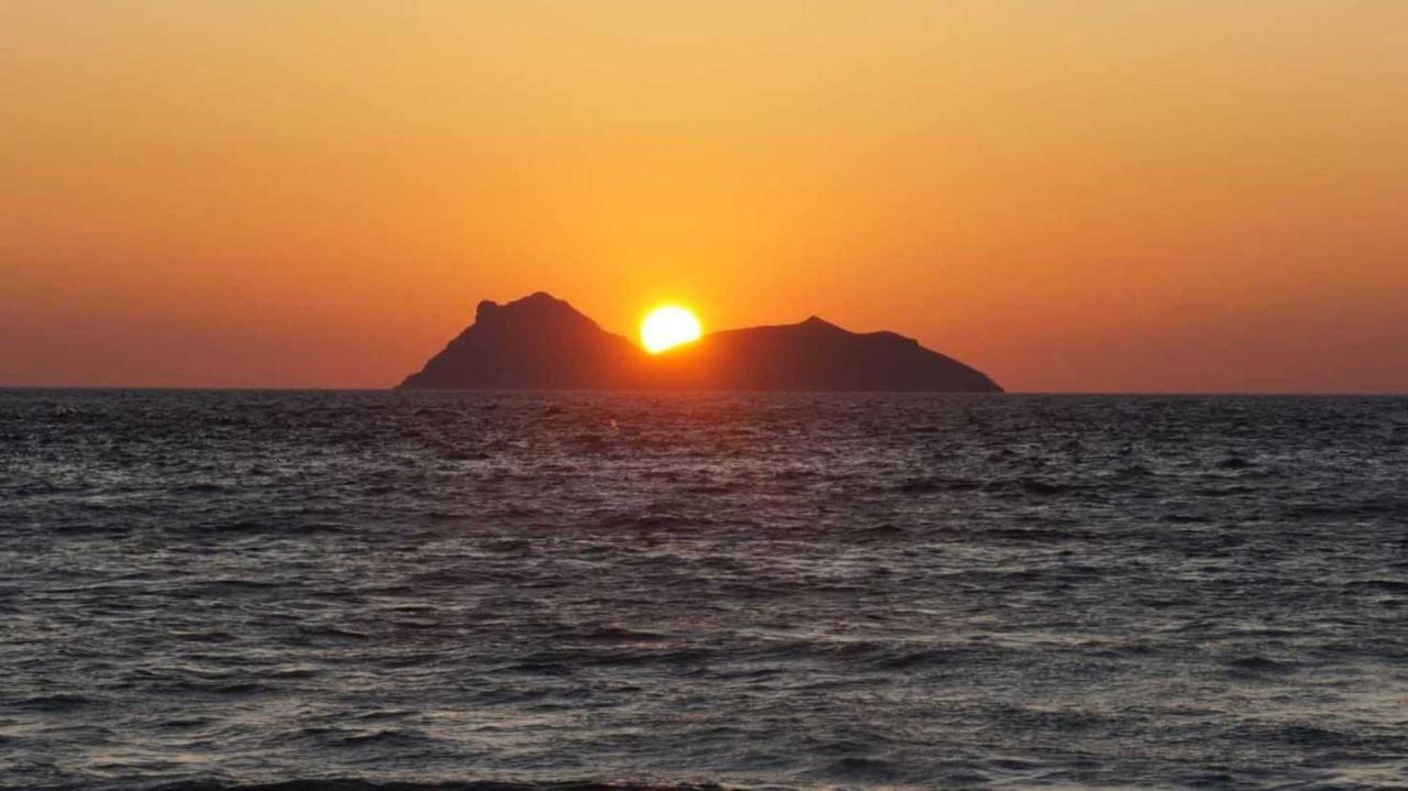 Villa Kornaros Kalamaki  Buitenkant foto